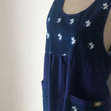 Reversible apron