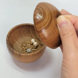 Apple-shaped Mulberry Container