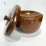 Lidded five-tiered jubako and lacquered bowls - Lacquerware bowl and dish set