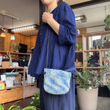 編みショルダーバッグ