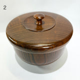 Lidded five-tiered jubako and lacquered bowls - Lacquerware bowl and dish set