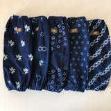 Indigo-dyed arm covers (Tekkō)